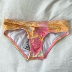 Billabong bikini NWT